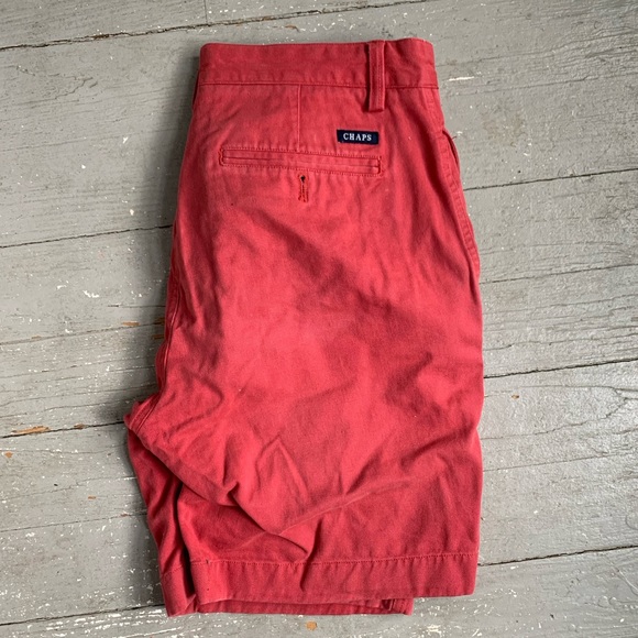 CHAPS Red shorts - Picture 2 of 2